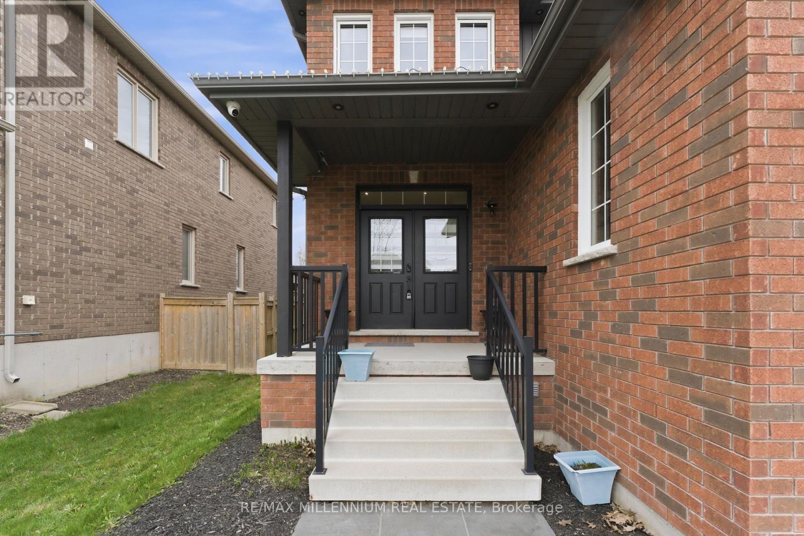 264 PATTERSON STREET, New Tecumseth (Beeton) — photo 4