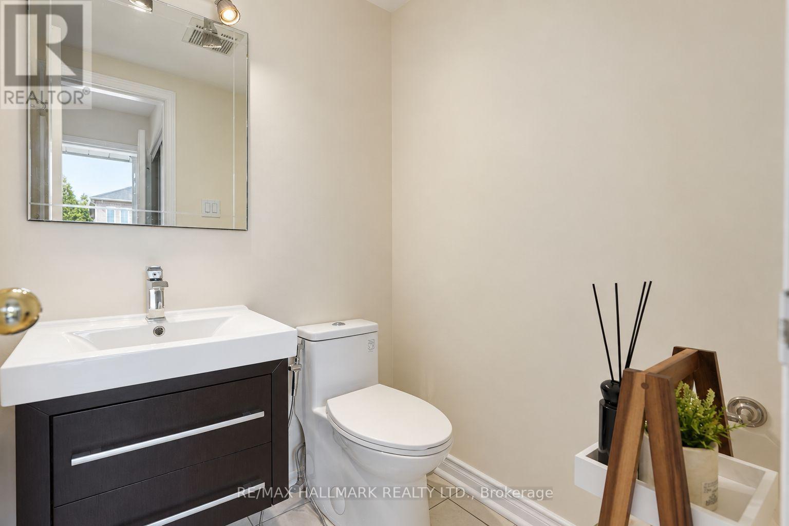 97 BENJAMIN HOOD CRESCENT - 12