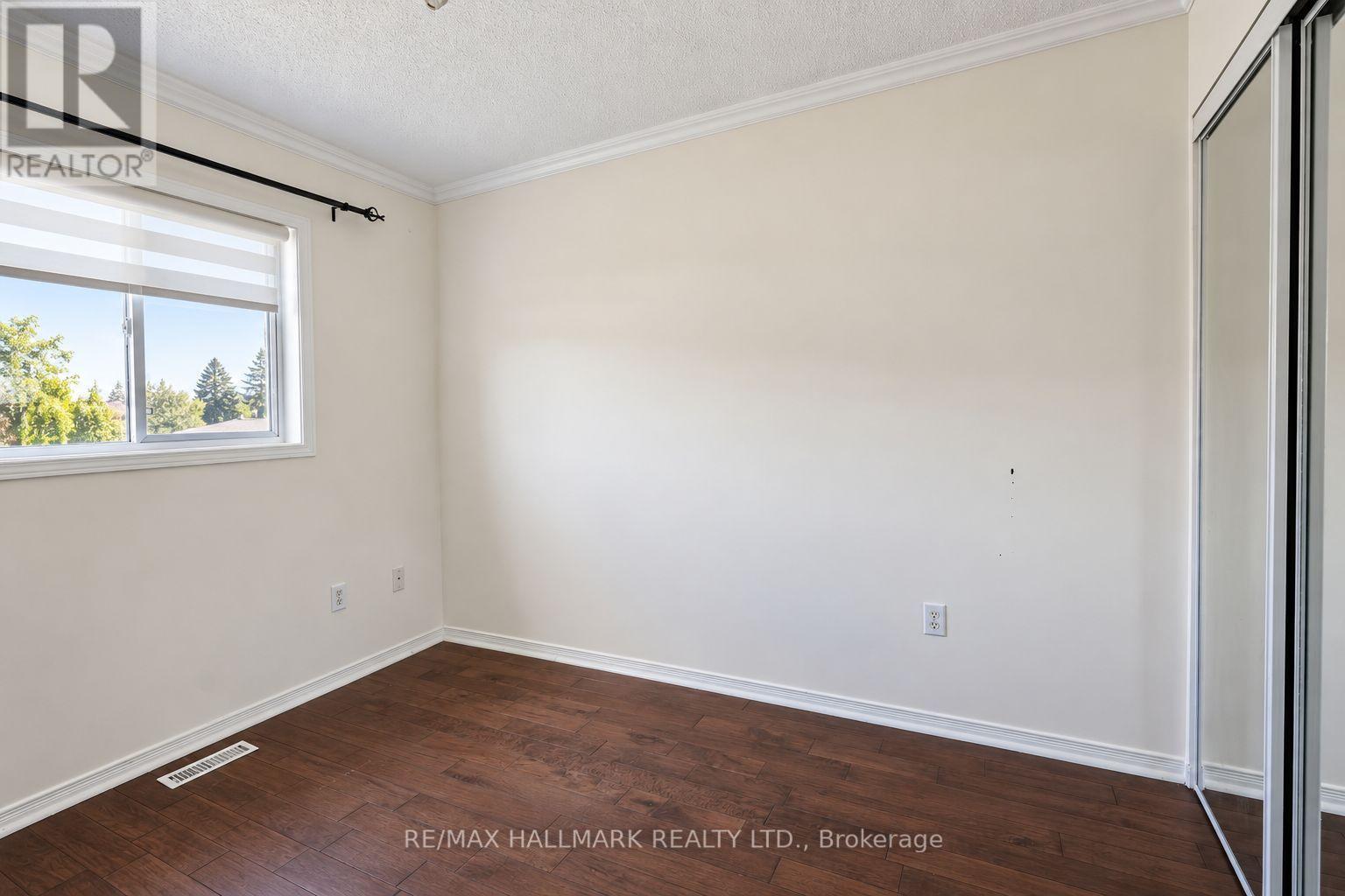 97 BENJAMIN HOOD CRESCENT - 24