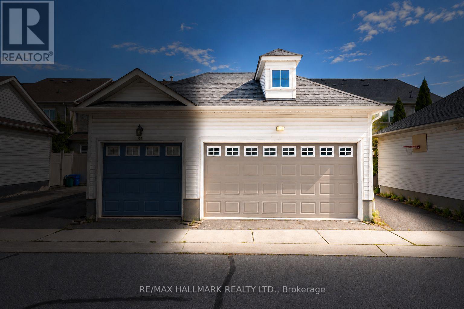 97 BENJAMIN HOOD CRESCENT - 38