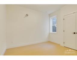 Basement 11024 78 Avenue, Delta, BC V4C1N5 Photo 11