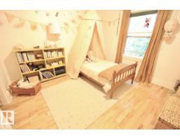 9330 107 Av Nw, Edmonton, AB T5H0T5 Photo 25