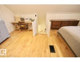 9330 107 Av Nw, Edmonton, AB T5H0T5 Photo 42