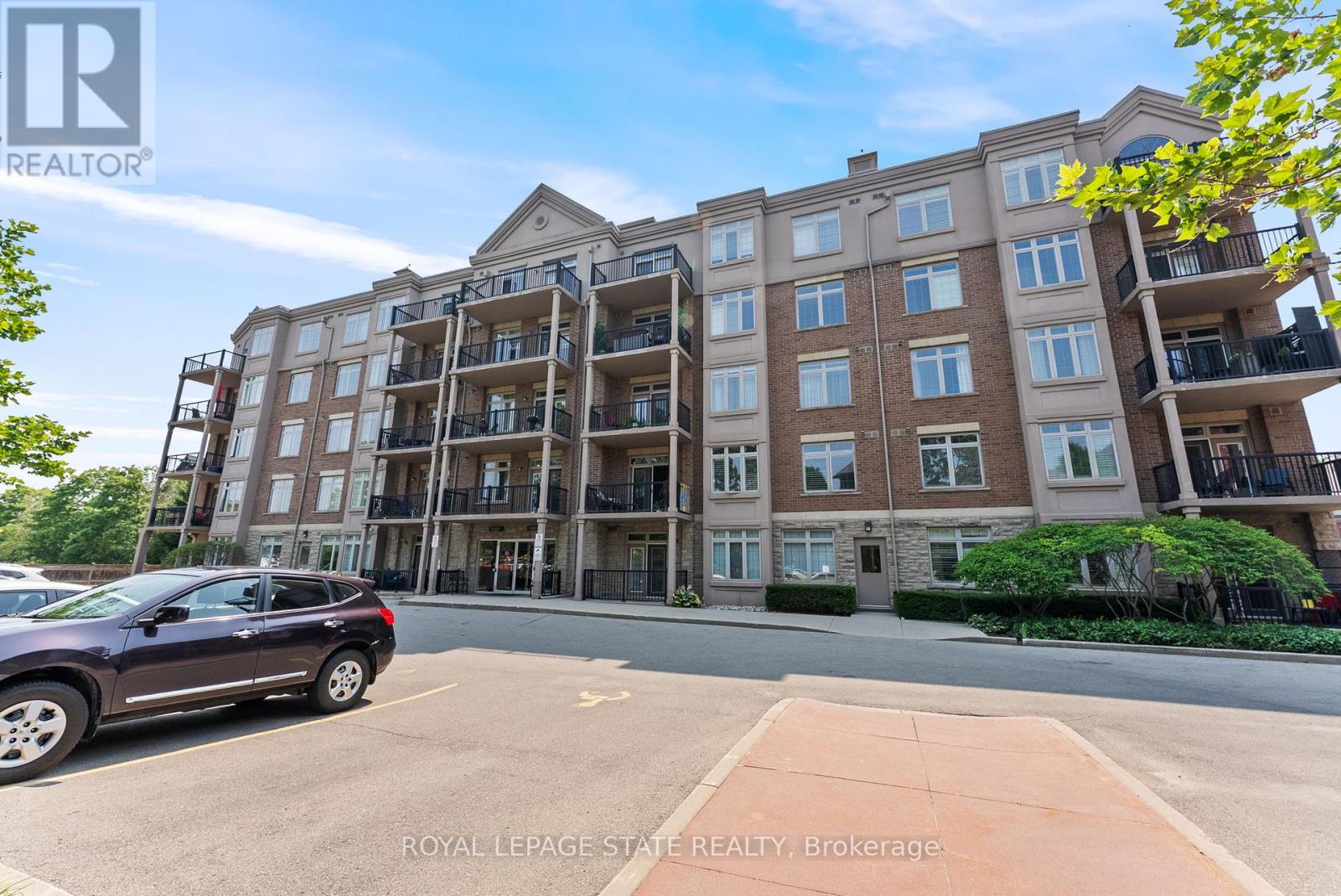 396 PLAINS ROAD E, Burlington (LaSalle)