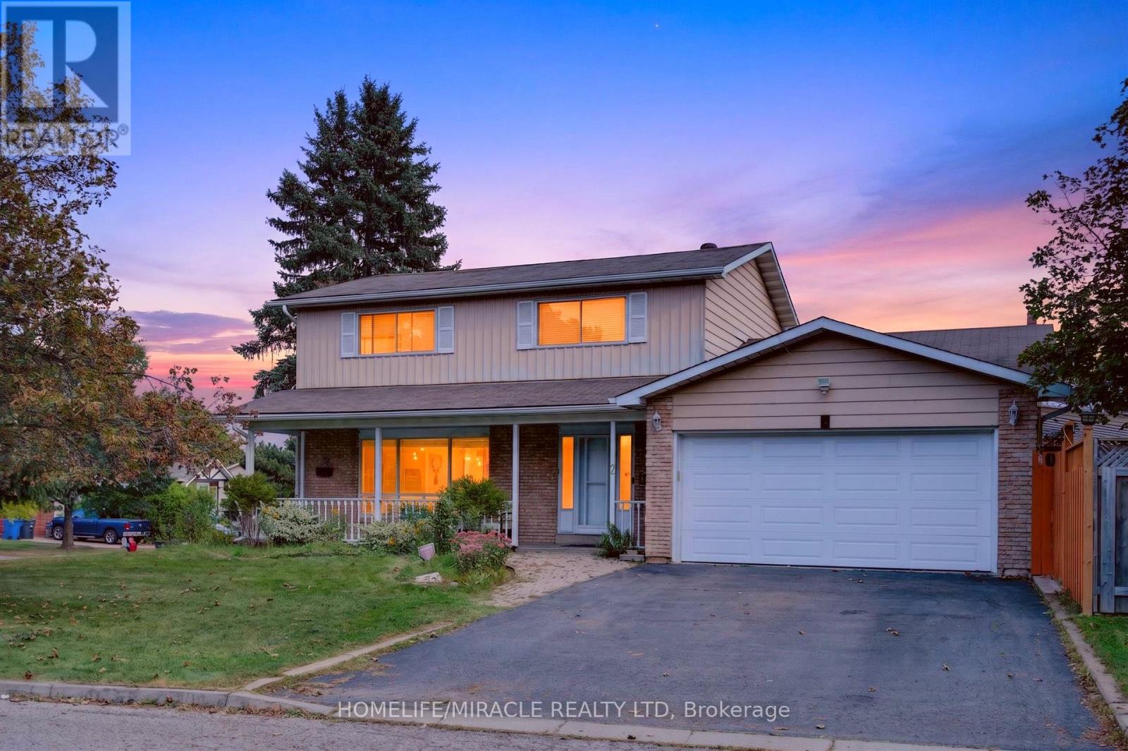 2 JUBILEE COURT, Brampton (Northgate)