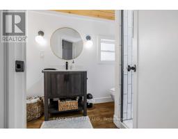 858 Howdenvale Road, South Bruce Peninsula, ON N0H1X0 Photo 14
