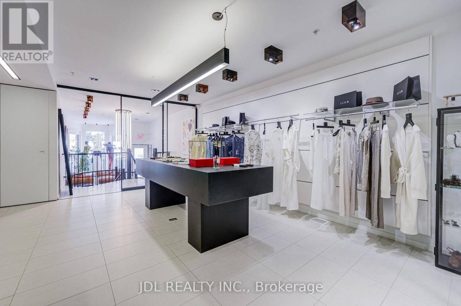 301 DAVENPORT ROAD, Toronto (Annex) — photo 8