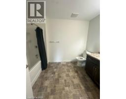 25 Kendell Lane Unit# Upper, Ingersoll, ON N5C3J1 Photo 14