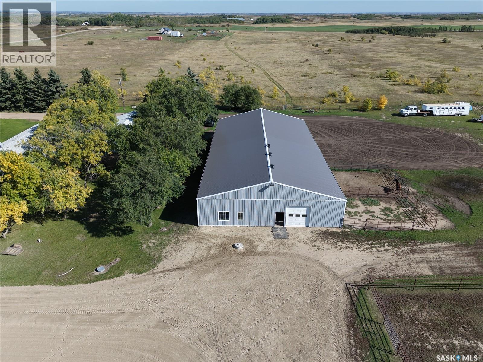 20 Vanscoy Rd Equine Acreage - Image 3