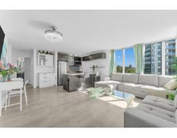 807 9981 Whalley Boulevard, Surrey, BC V3T0G6 Photo 8
