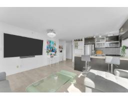 807 9981 Whalley Boulevard, Surrey, BC V3T0G6 Photo 6