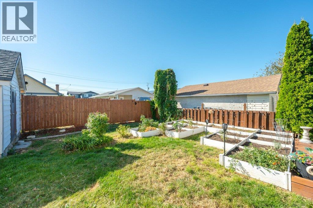  584 Edna Avenue, Penticton