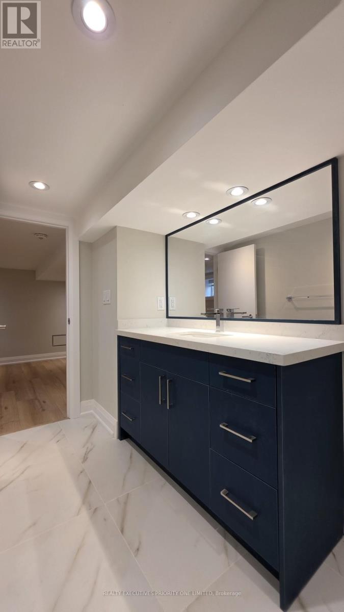 BASEMENT - 10 LASCELLES BOULEVARD, Toronto (Yonge-St. Clair) — photo 8