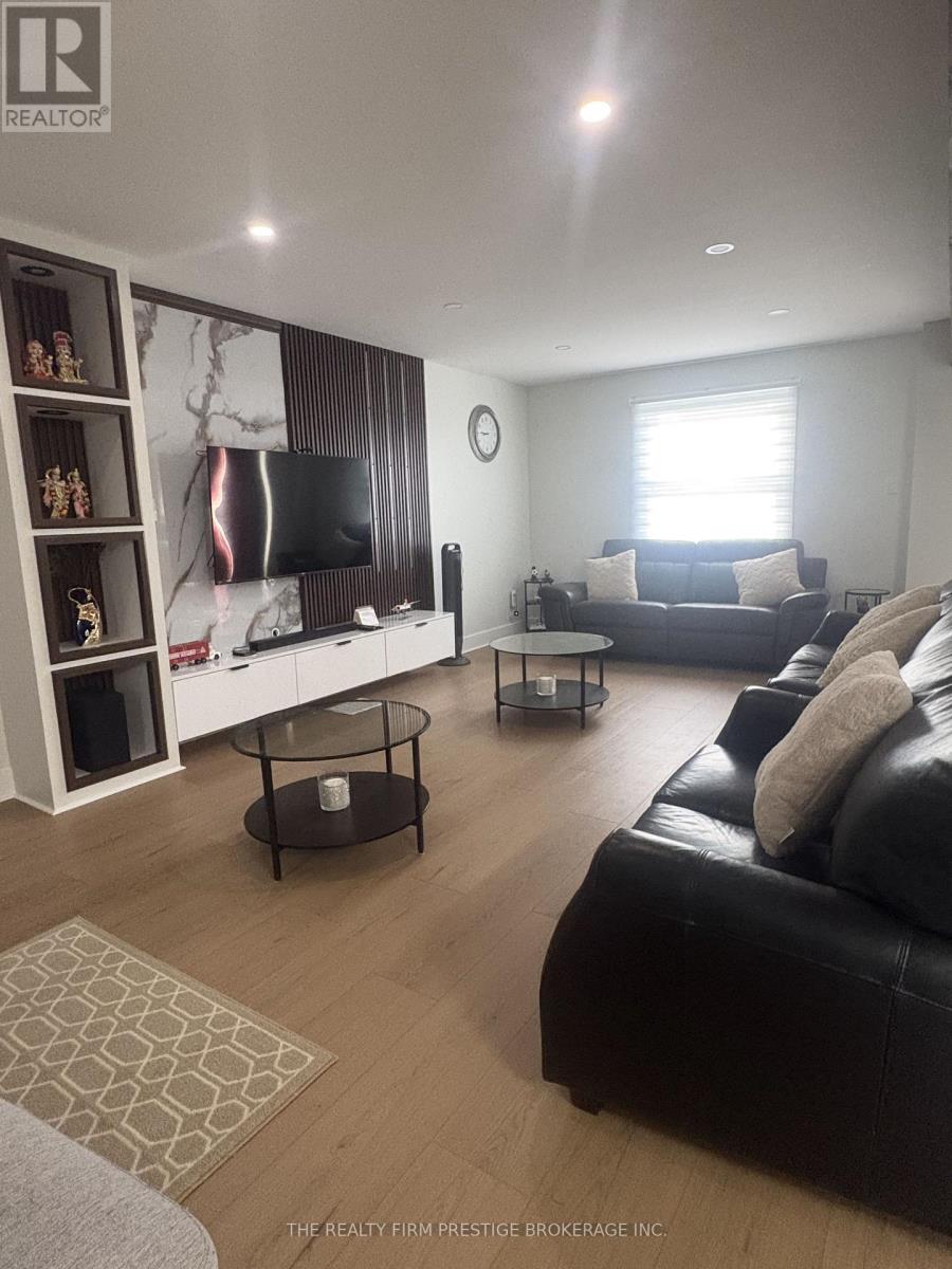 MAIN/UPPER - 612 FOX MILL PLACE, London South (South N) — photo 4