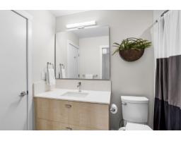518 10838 Whalley Boulevard, Surrey, BC V3R0G8 Photo 17