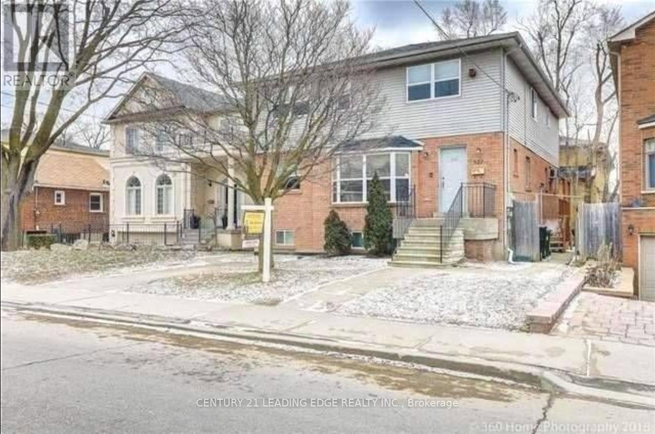 Photo of 527 Glengarry Avenue