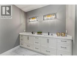 60 Redwood Avenue, Cottam, ON N0R1B0 Photo 15