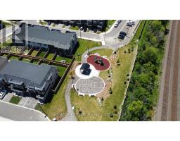 30 Caspian Square, Clarington, ON L1C7G3 Photo 13