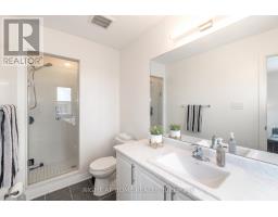 30 Caspian Square, Clarington, ON L1C7G3 Photo 20