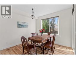 Kitchen - 136 Douglas Ridge Green Se, Calgary, AB T2Z2T3 Photo 15