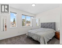 136 Douglas Ridge Green Se, Calgary, AB T2Z2T3 Photo 32