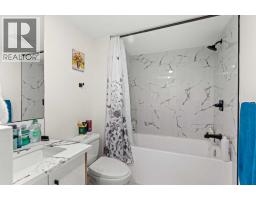 136 Douglas Ridge Green Se, Calgary, AB T2Z2T3 Photo 39