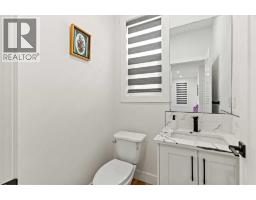 5pc Bathroom - 136 Douglas Ridge Green Se, Calgary, AB T2Z2T3 Photo 6