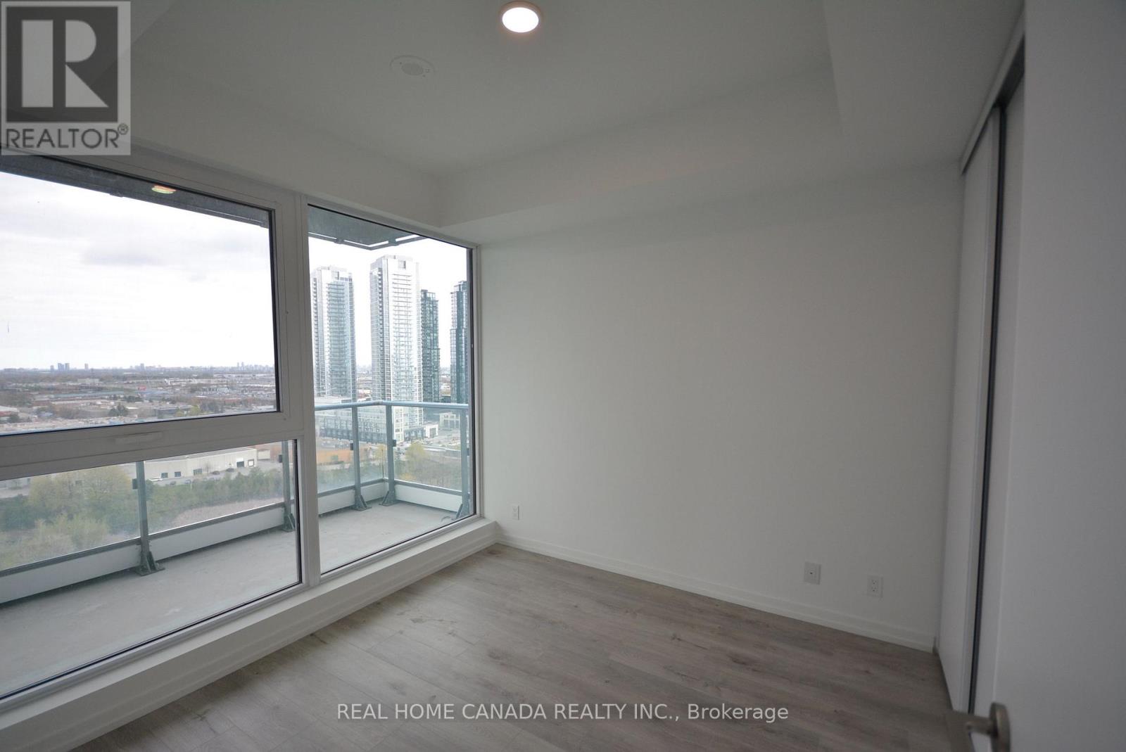 1811 - 7890 JANE STREET, Vaughan (Vaughan Corporate Centre) — photo 9