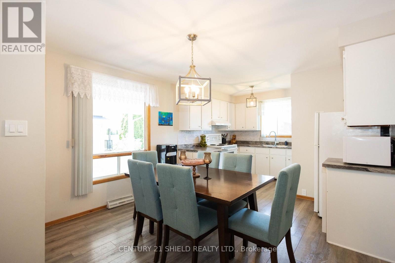 1107 GRAND AVENUE, Cornwall — photo 9