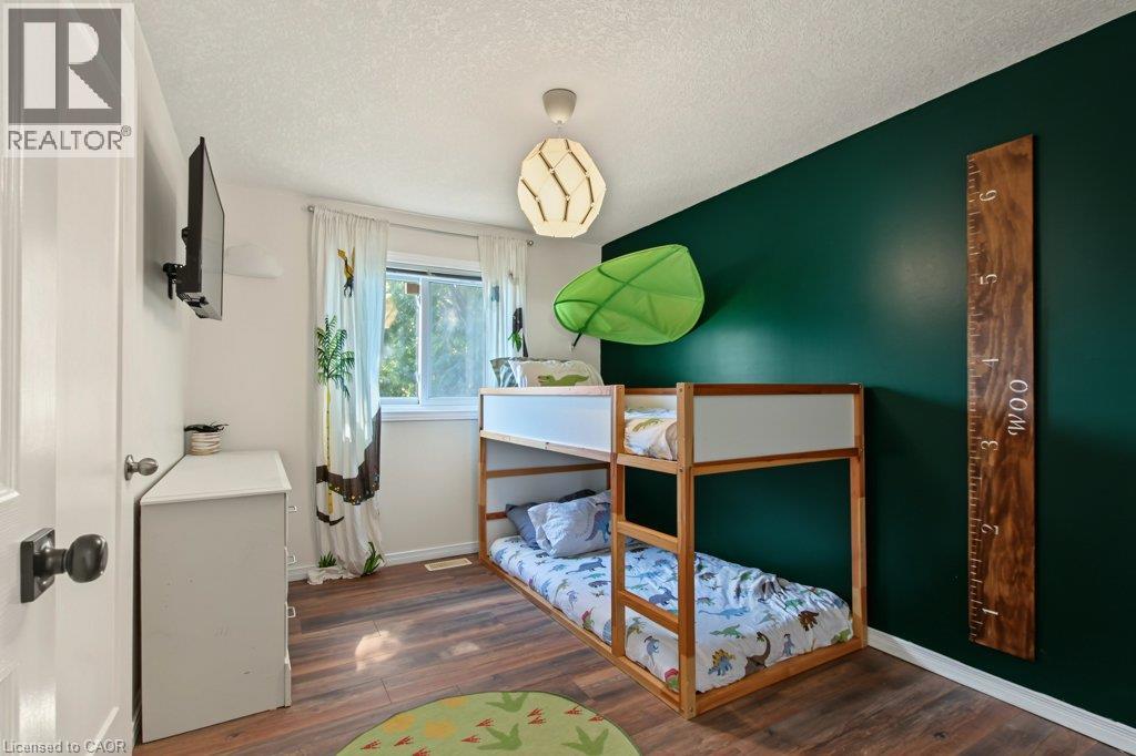 347 BANKSIDE Drive - 16