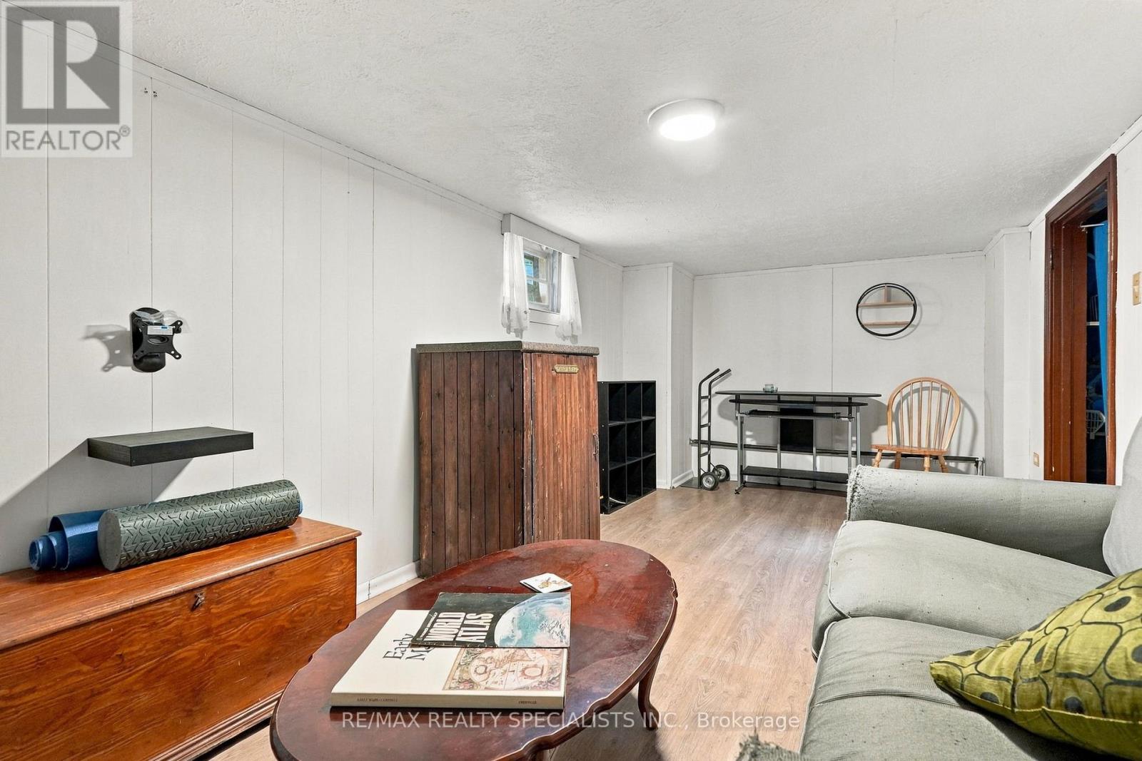 93 CAVELL AVENUE - Image 35