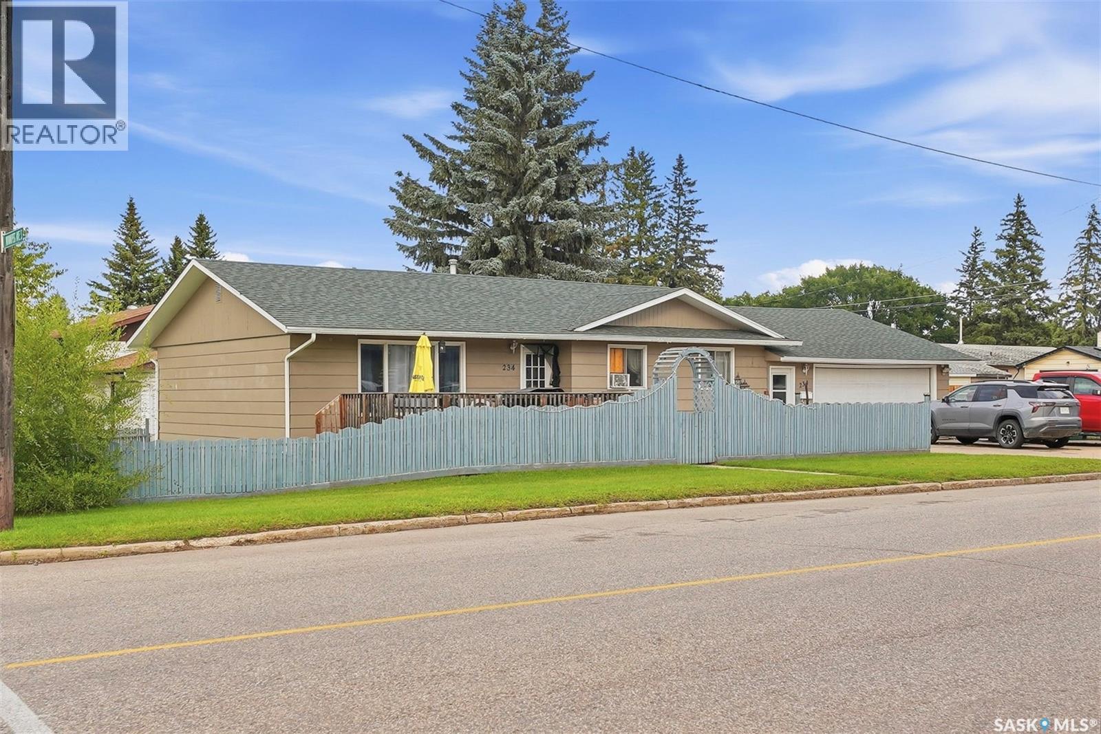 234 Winnipeg AVENUE S - 38