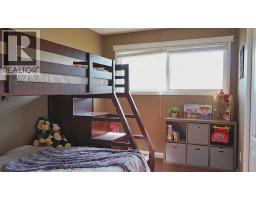 300 3 Street N, Marwayne, AB T0B2X0 Photo 17