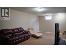 300 3 Street N, Marwayne, AB T0B2X0 Photo 20
