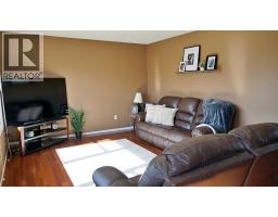 4pc Bathroom - 300 3 Street N, Marwayne, AB T0B2X0 Photo 11