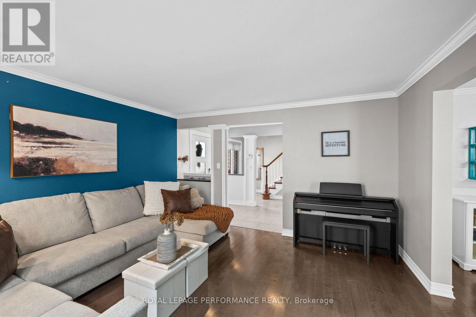 550 Foxview Place