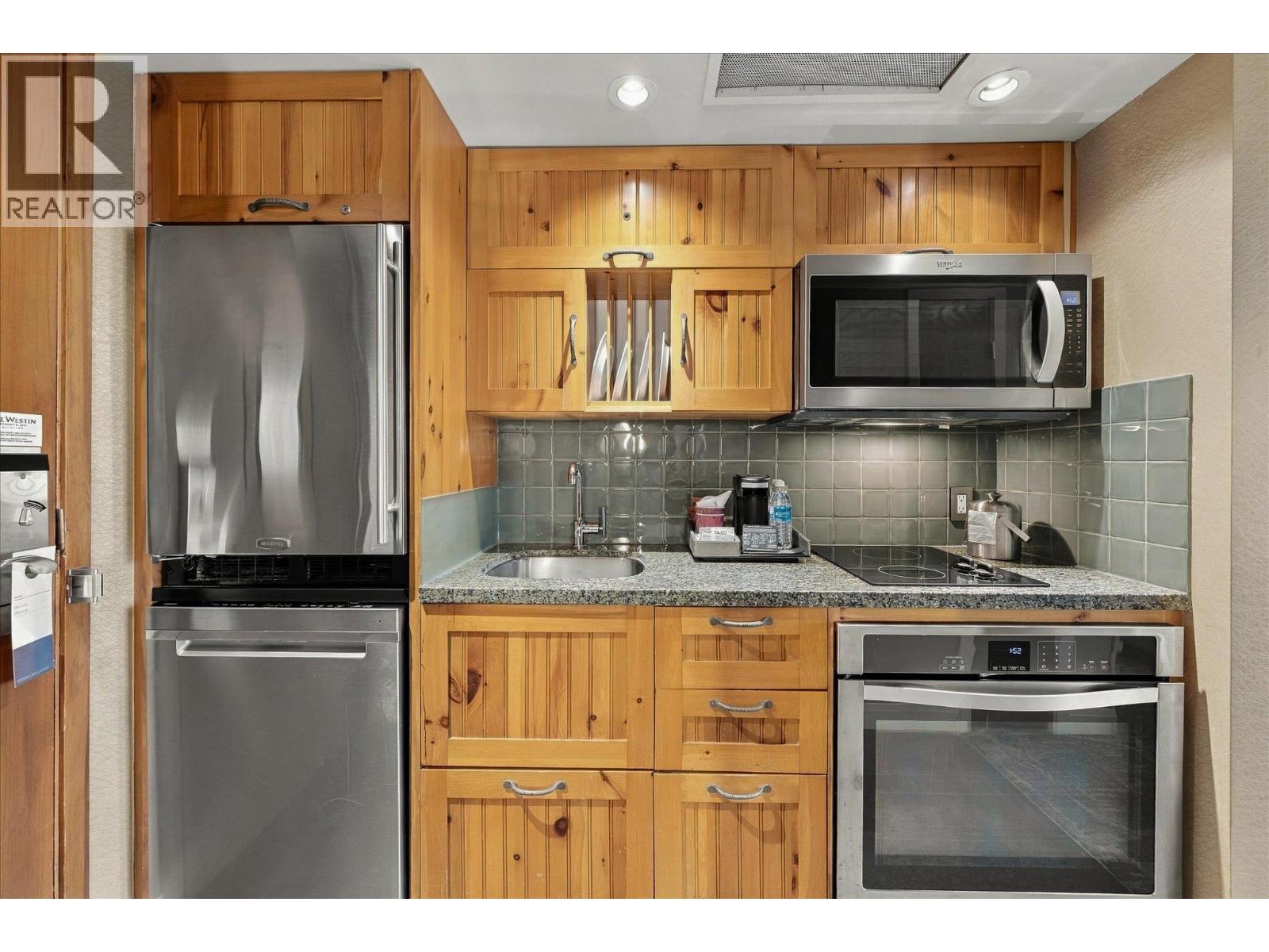 #460 4090 WHISTLER Way, Whistler, British Columbia, V8E1J3, Whistler, British Columbia — photo 5 of 5