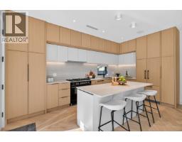 2 58 E 40th Avenue, Vancouver, BC V5W1L4 Photo 8