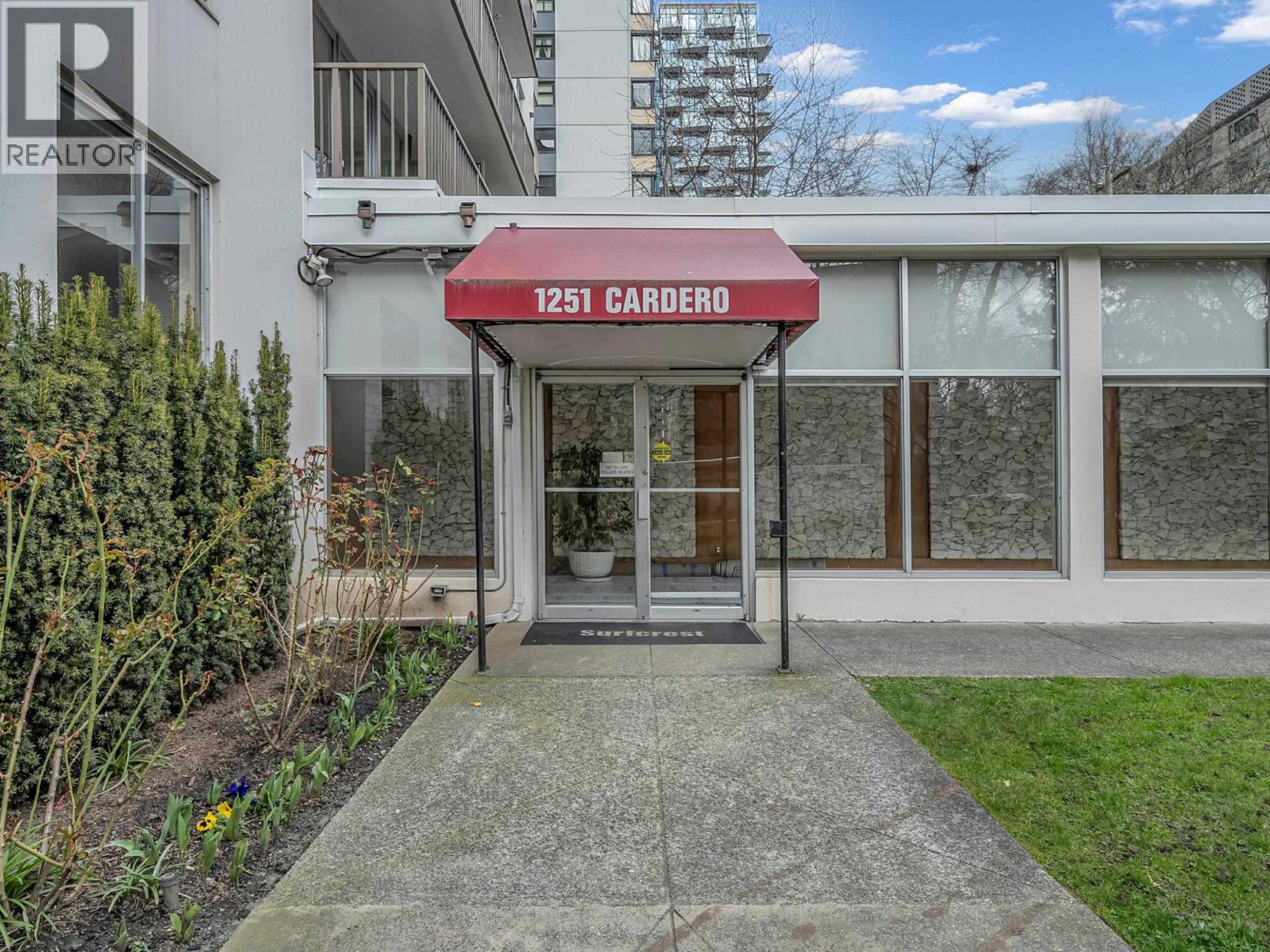 906 1251 CARDERO STREET, Vancouver