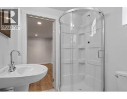 517 Ailsa Avenue, Port Moody, BC V3H1A5 Photo 24
