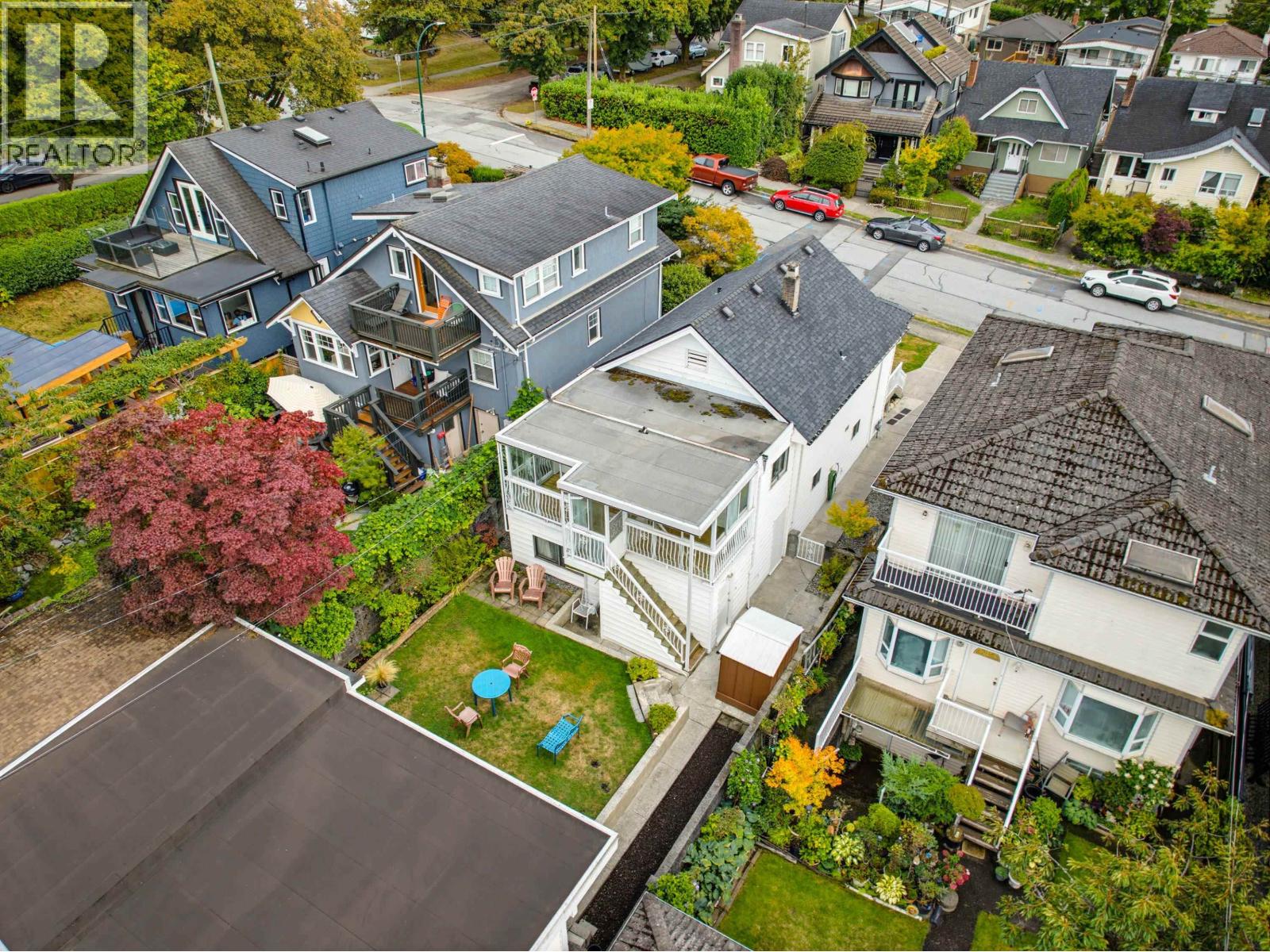 3 Bed, 2 Bath House for Sale in Vancouver – 3587 TRIUMPH STREET, Vancouver – MLS# R3168584 - Image 5