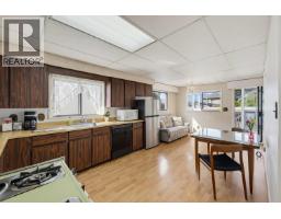 3587 Triumph Street, Vancouver, BC V5K1V2 Photo 12