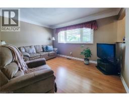 Dining room - 137 East 16th Street, Hamilton, ON L9A4J4 Photo 11