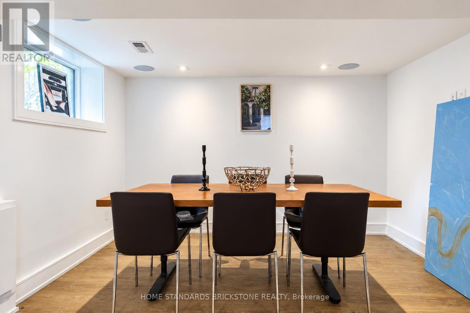 7 HEATHER STREET - 32