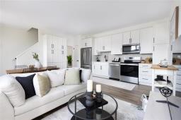 Living room - 108 290 Frontier Trail, Winnipeg, MB R3Y2J5 Photo 8