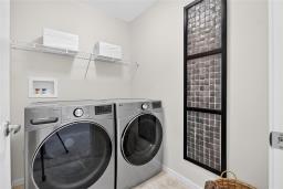 273 Moonlight Bay, Winnipeg, MB R3Y2M9 Photo 25
