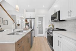 Laundry room - 273 Moonlight Bay, Winnipeg, MB R3Y2M9 Photo 7