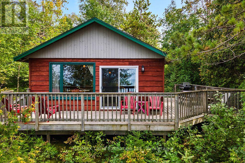 18 Cottage Park Road, Saugeen Shores, Ontario, N0H2C0, Saugeen Shores, Ontario — photo 3 of 5