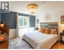Family room - 576 Richmond Street, Amherstburg, ON N9V3T9 Photo 9