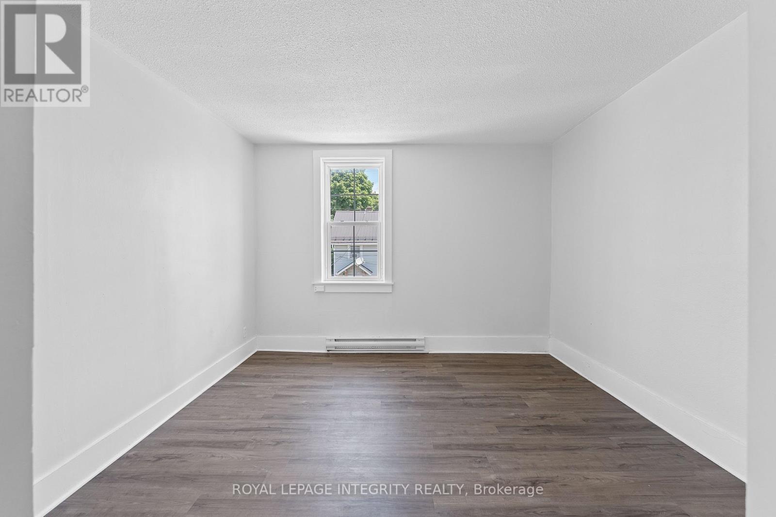 34 MARKET STREET - 20
